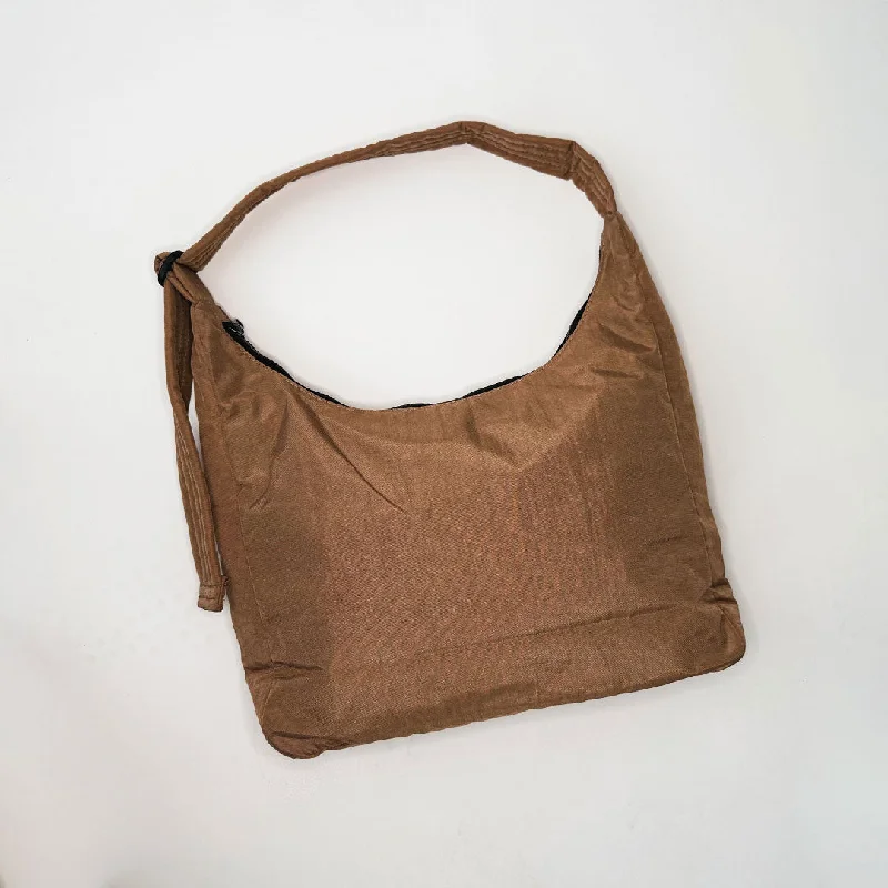 Soft and comfortable felt tote bags for cozy yet stylish everyday use -Baggu Shoulder Bag