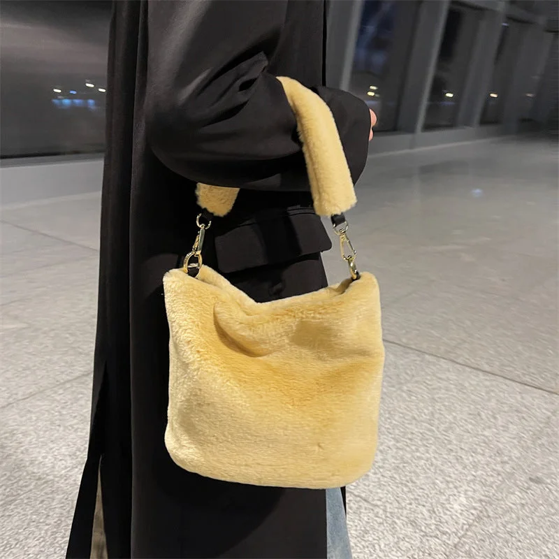 Foldable tote bags for quick storage and convenient use when traveling or shopping -Fashion Solid Color Plush Portable Bucket Bag