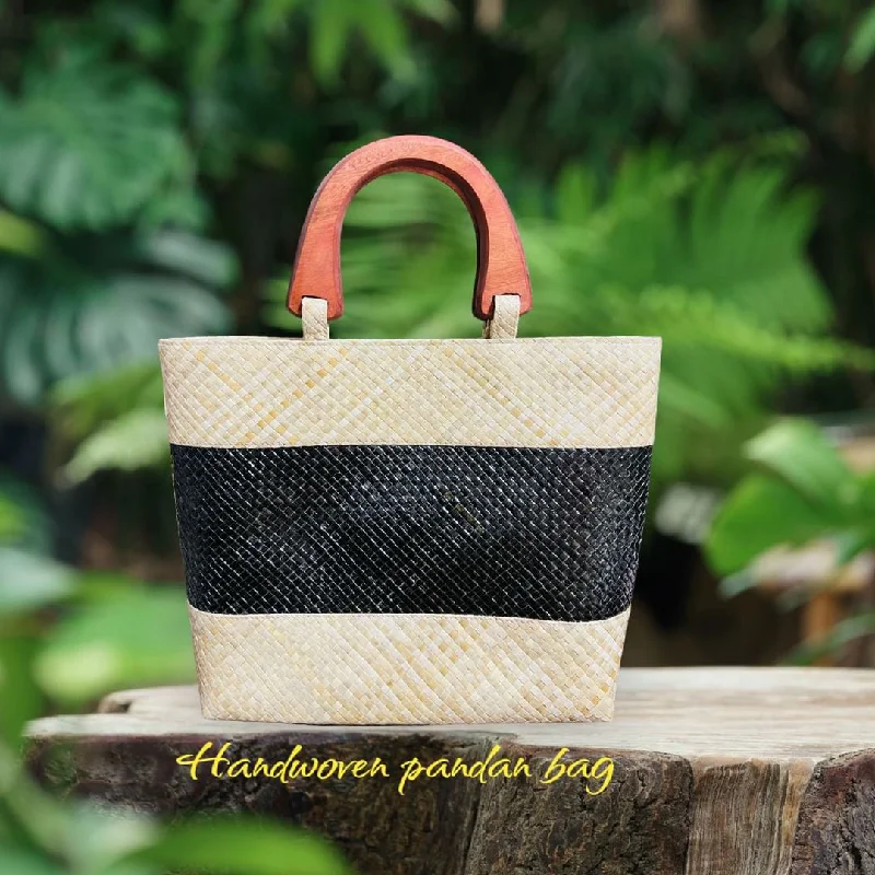 Checkered Handle Bags for Style -ISLA Tote Bag in Black and Natural Combo. Black contrast in the middle.