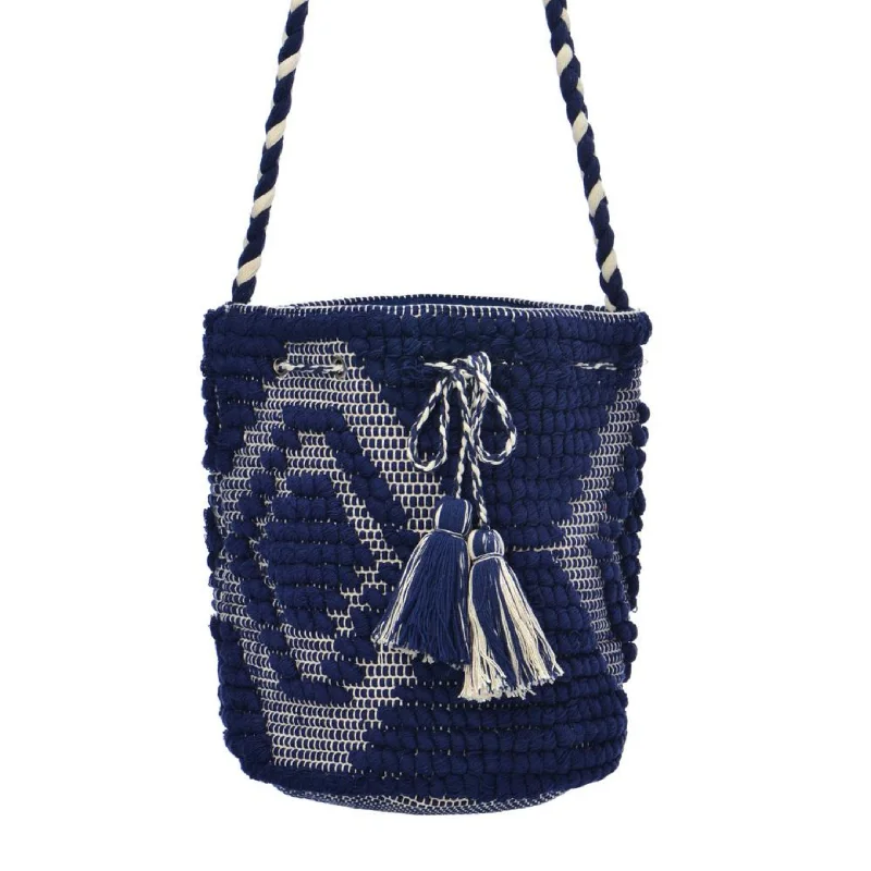 Stylish striped tote bags in nautical patterns for summer vibes and beach days -Mochila Bucket Bag Blue