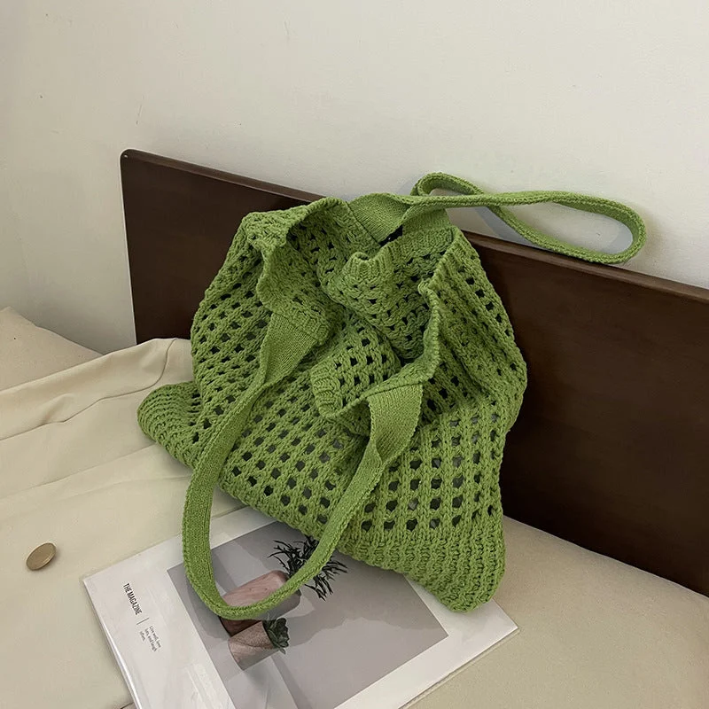 Elegant silk tote bags for luxurious, lightweight accessory options for events and parties -Women's Hollow Knitted Large Capacity Shoulder Bag