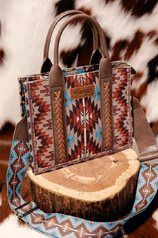 Bamboo Handle Bags for Elegance -Wrangler Kirby Canvas Aztec Print Crossbody [Brown]